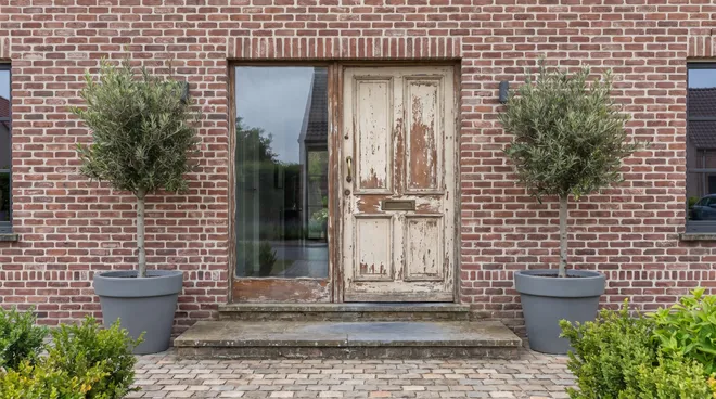 Photo AVANT — vieille porte d’entrée bois, simple vitrage